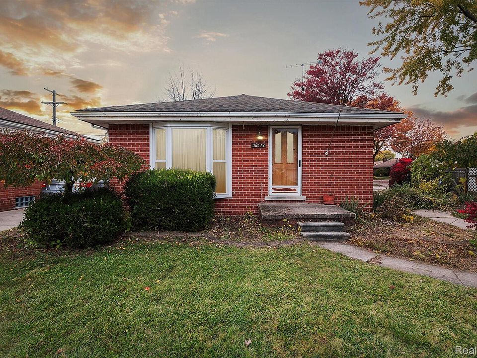 1st image of 28643 Beste St
