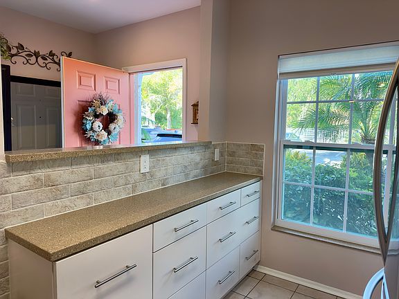 2nd image of 5524 Carrollwood Key Dr
