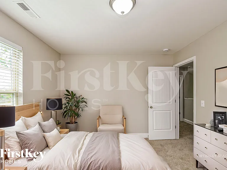 1004 Magnolia Farm Way — Photo 13