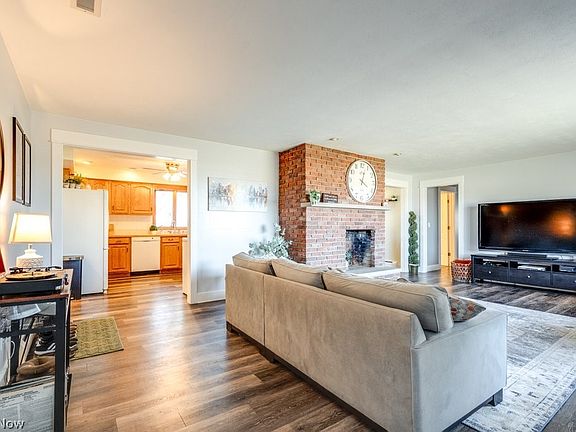 5th image of 45 Jeffrey Rd