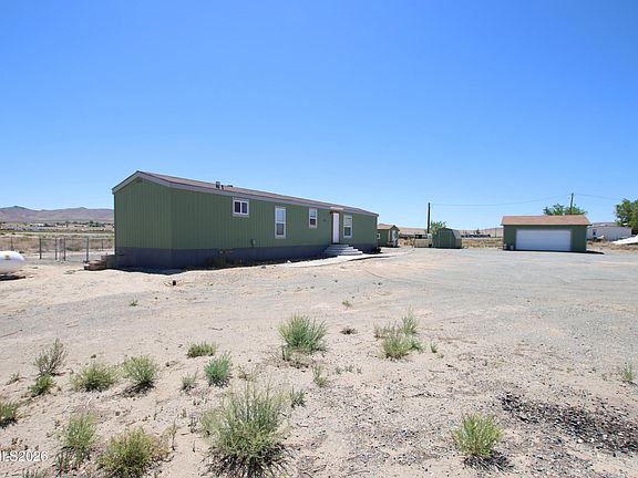 4th image of 8 Falcon Way