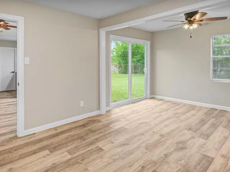10611 Leitrim Way — Photo 11