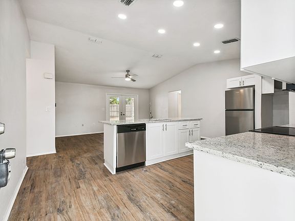 4th image of 8540 Zane Ln