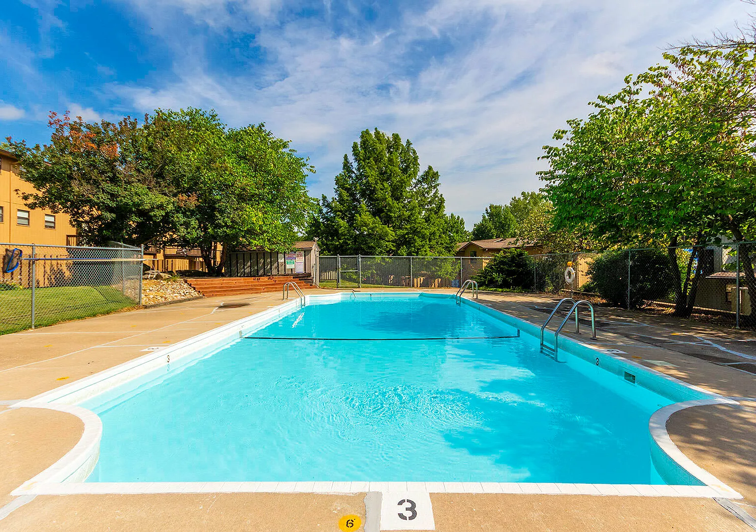 3 bed, 1.5 bath, $1,450 — Photo 3