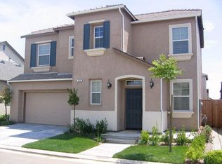 648 W Lisbon Ln, Clovis, CA