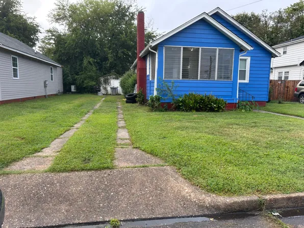 377 Sampson Ave, Hampton, VA 23661