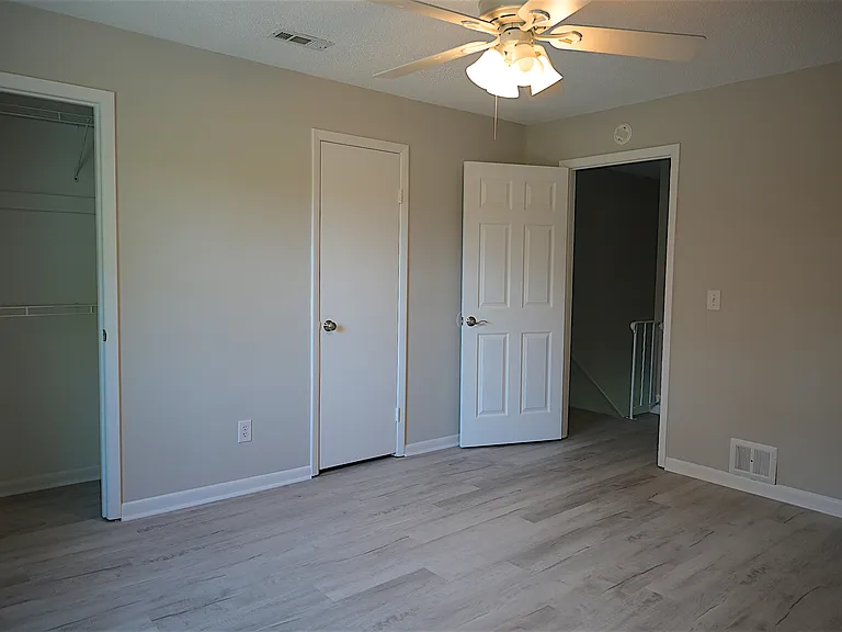 21 Rivers Point Row #13B — Photo 8