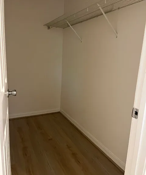 1610 Thornton Ave — Photo 4
