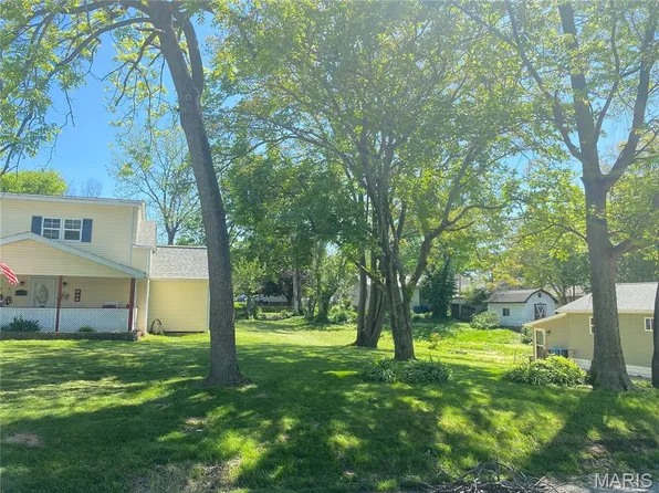 3421 Badley Ave, Alton, IL 62002