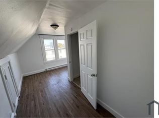 10 Beatrice St #3, Bridgeport, CT 06607