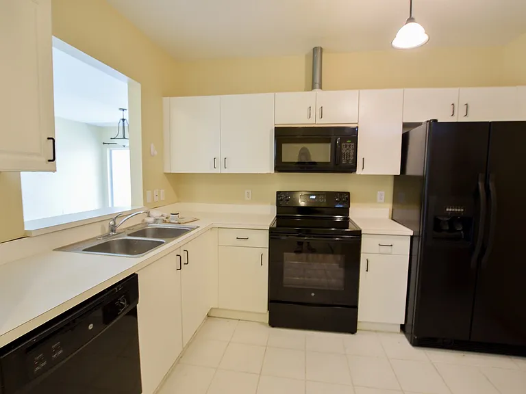 522 Villa Del Sol Cir #203 — Photo 5