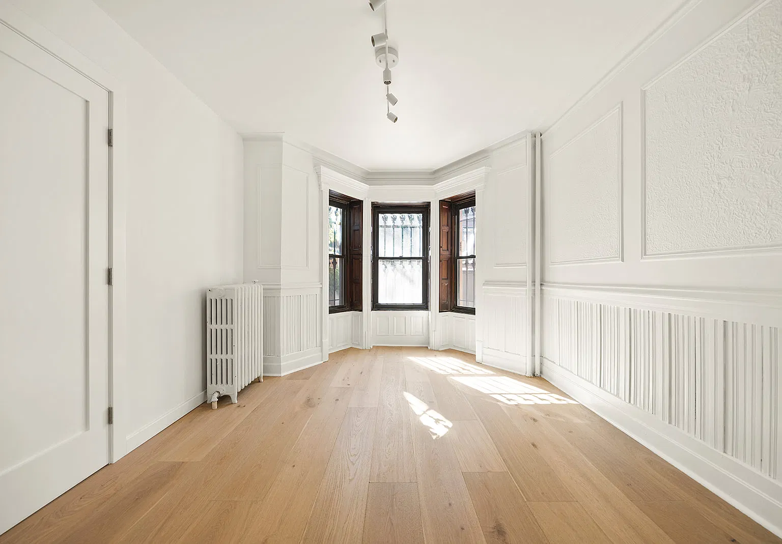 277 Park Place — Photo 1
