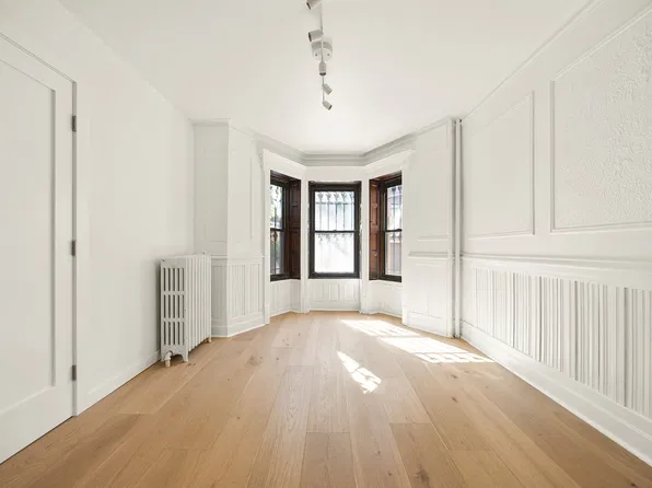 277 Park Place image 1 of 7