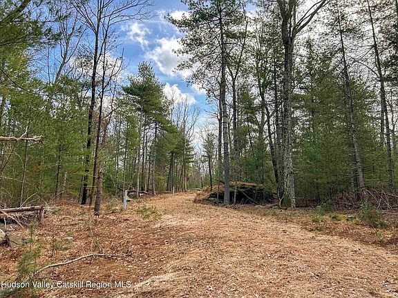 5th image of 701 Lapla Road