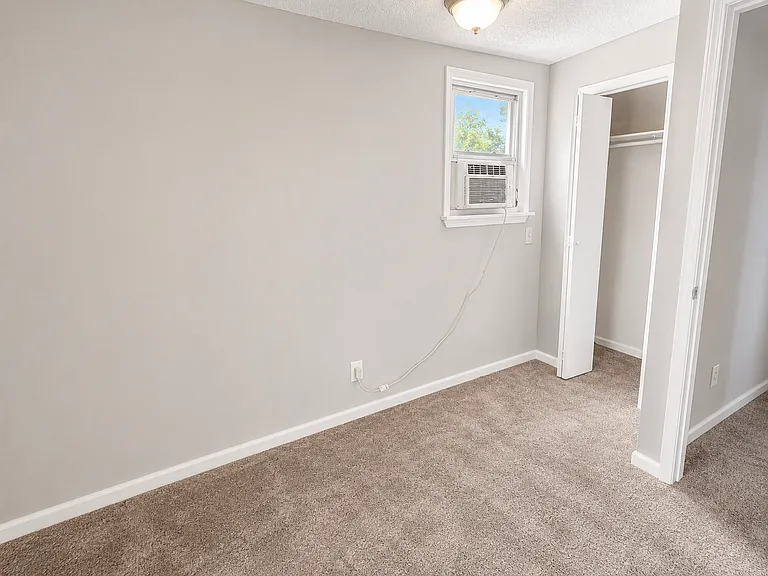 5805 Jackson Ave — Photo 23