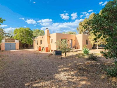 1615 Young St, Santa Fe, NM, 87505