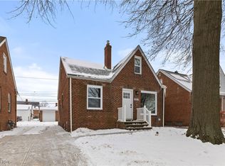 5937 Hodgman Dr, Parma Heights, OH
