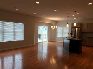 3915 Wedgewood Dr, Cedar Falls, IA 50613