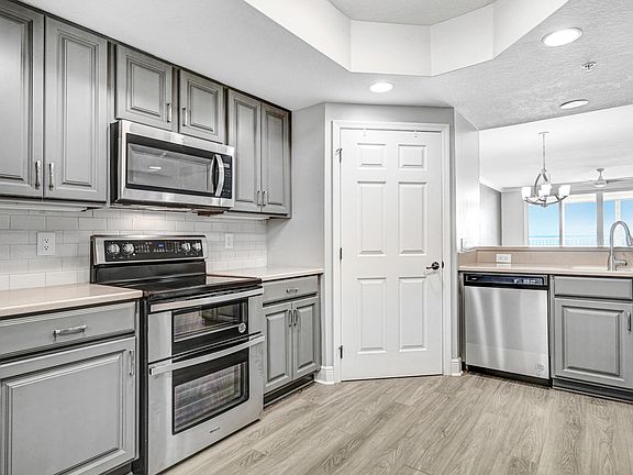 2nd image of 7 Indian River Ave APT 903