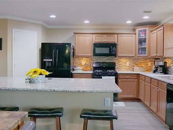 5th image of 7702 Shavano Ln