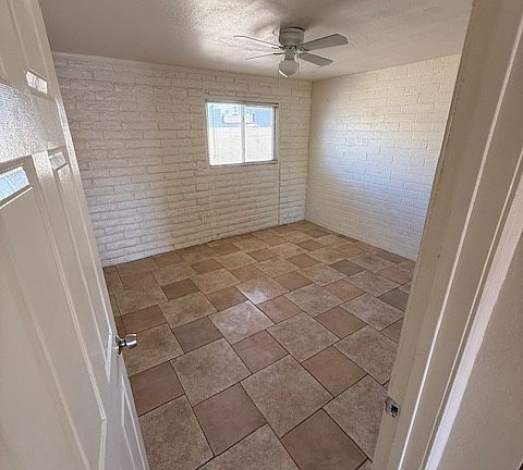 2nd image of 2333 W Glenrosa Ave Suite 109