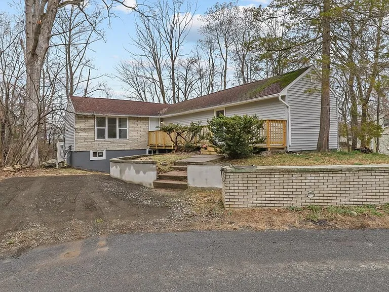 8 Teatown Ct — Photo 22