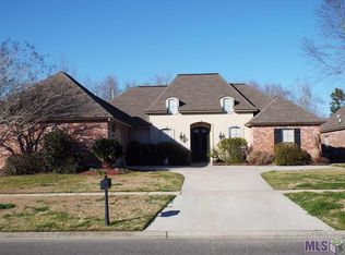 2555 Creek Hollow Ave, Zachary, LA 70791