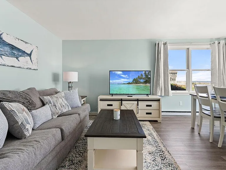 911 Ocean Blvd #6 — Photo 5