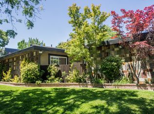 927 Mangrove Ave #2, Sunnyvale, CA 94086