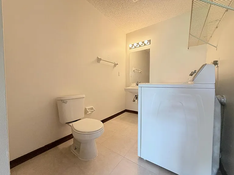 1226 N Haverhill Rd #3 — Photo 12