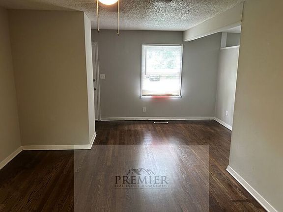 4th image of 3417 Oakland Ave