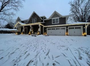 5605 McGuire Rd, Edina, MN 55439