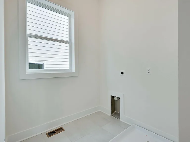660 Hamilton Ave — Photo 14