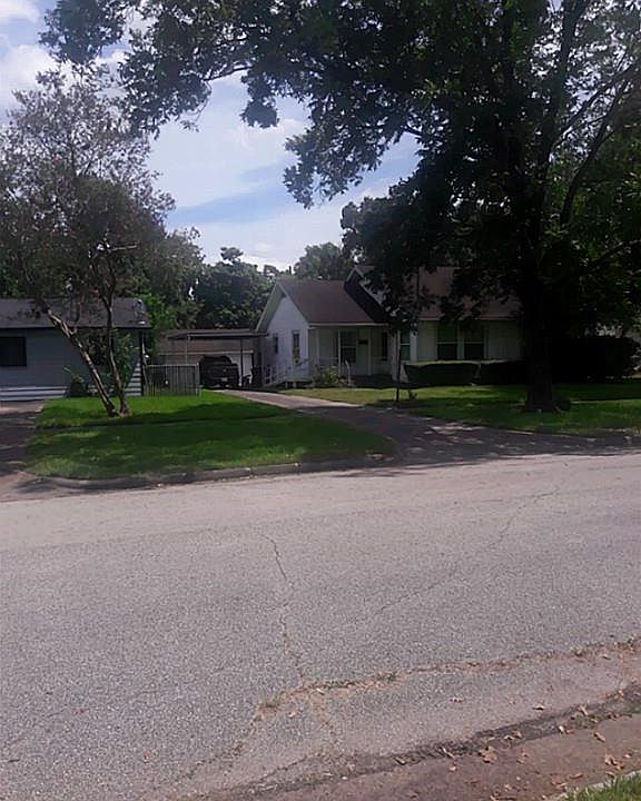 1st image of 8162 Glenbrook Dr #0
