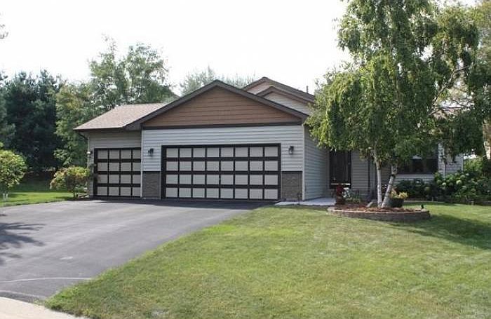 Large 3 Car Garage