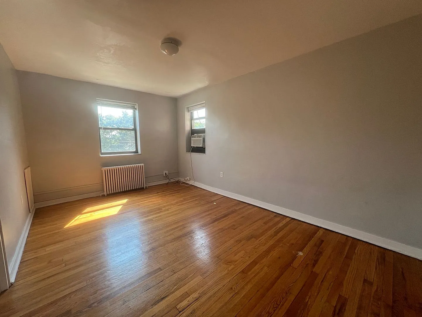 5208 Stanton Avenue — Photo 4