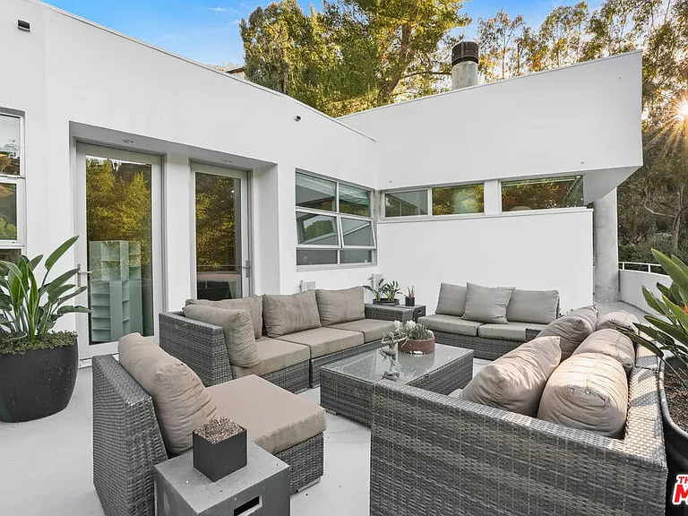 7700 Willow Glen Rd — Photo 26