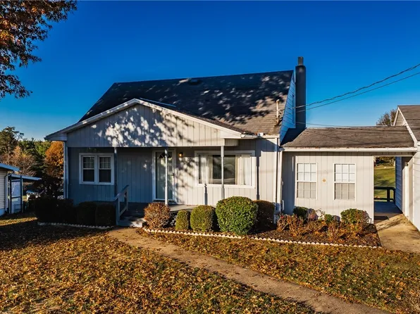 70 Meadow Ln, Parkersburg, WV 26101