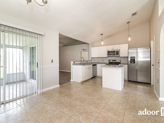 4th image of 813 Ognon Ct