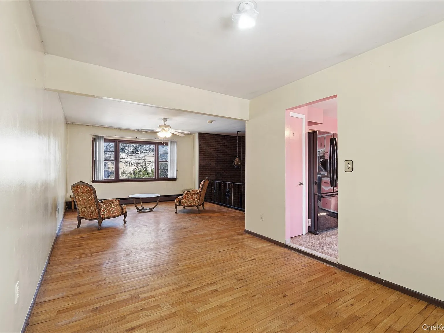 5 bed, 1.5 bath, 1900 sqft, $4,800 — Photo 4