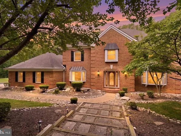 7124 Ivakota Rd, Clifton, VA 20124