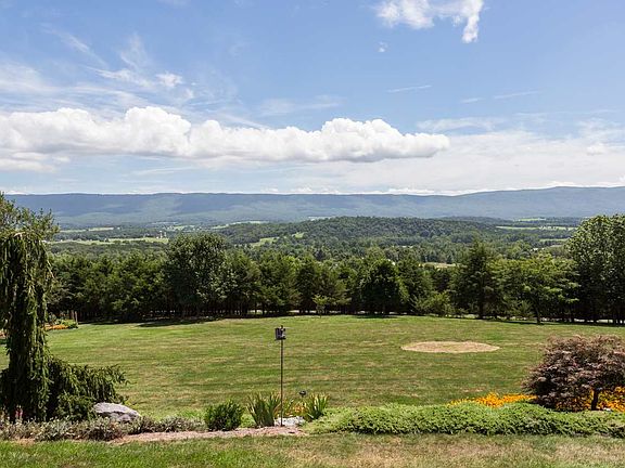 2nd image of 10795 Cannon Hill Dr