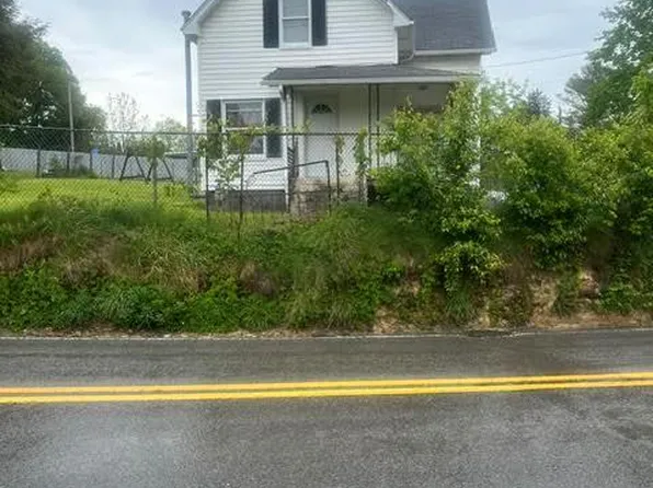 165 Rural Acres Dr, Beckley, WV 25801
