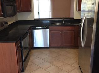 3 Waterside Ct, Germantown, MD 20874