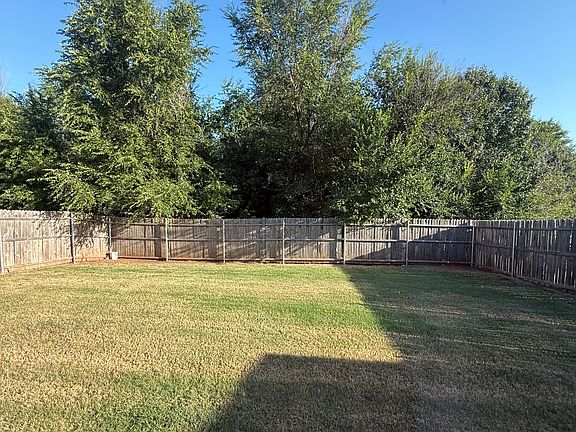 2nd image of 2223 Ridge Way