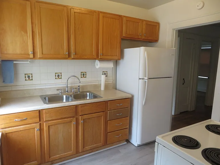 815 Floral Ave — Photo 7