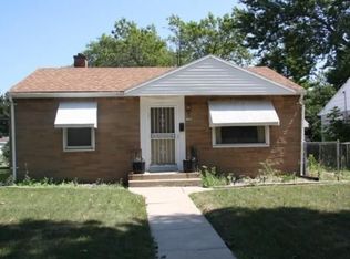 5366 N 27th St, Milwaukee, WI 53209
