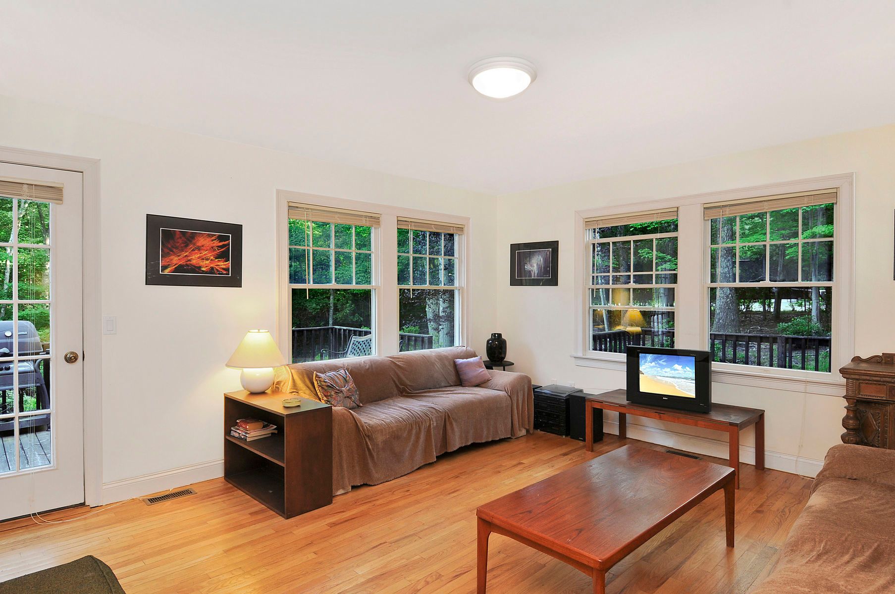 876 Millstone Rd, Water Mill, NY 11976 Out East