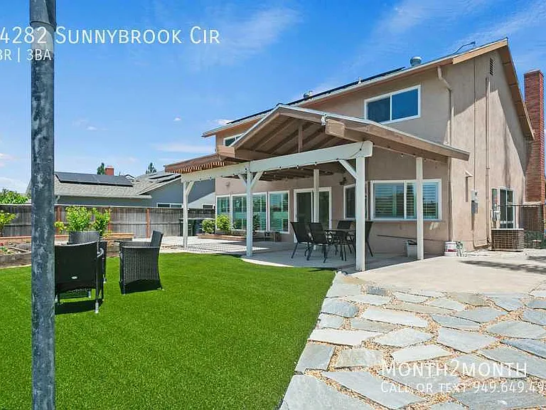 24282 Sunnybrook Cir — Photo 29