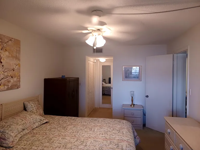 4725 Cove Cir #108 — Photo 8